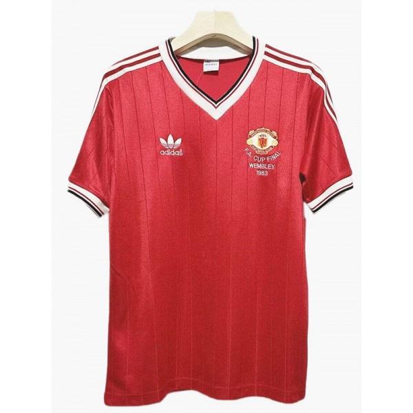 Manchester united maglia retrò di wembley per la finale della fa cup di casa prima maglia da calcio per abbigliamento sportivo da uomo dell'uniforme da calcio 1983-1984