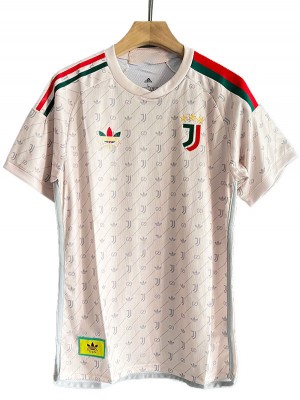 Juventus maglia originale in edizione speciale Guc divisa da calcio giallastra da uomo kit da calcio maglia sportiva 2024-2025